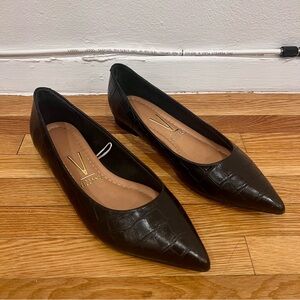 Vizzano black pointed-toe ballet flats featuring a croc-embossed texture